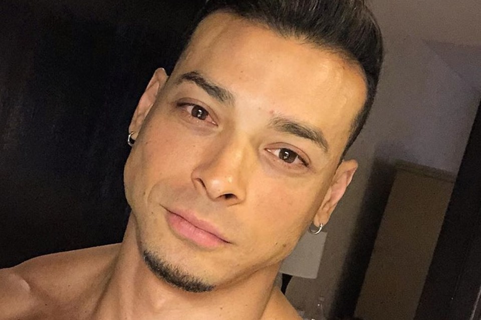 Felipe Franco Posa Completamente Nu Em Foto No Espelho Musa Fitness