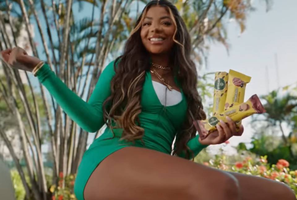 Ludmilla protagoniza nova campanha da Piraquê Metrópoles