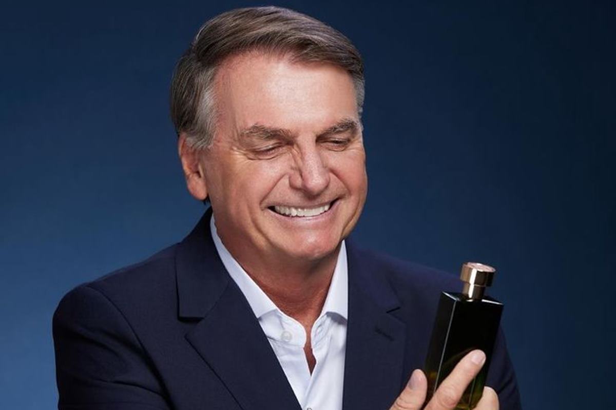 Amadeirado E Sensual Bolsonaro Lan A Perfume No Dia Do Anivers Rio