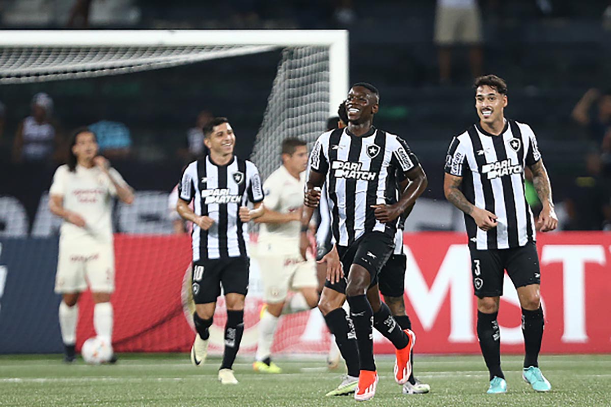 Luiz Henrique Marca E Botafogo Vence A Primeira Na Libertadores