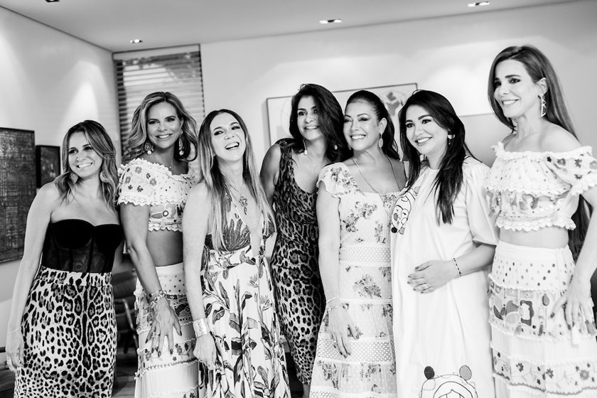 Vanessa Lemos, Claudia Salomão, Kika Cardoso, Junia Souto, Georgia de Luca, Clarice Lagares e Mima Marys