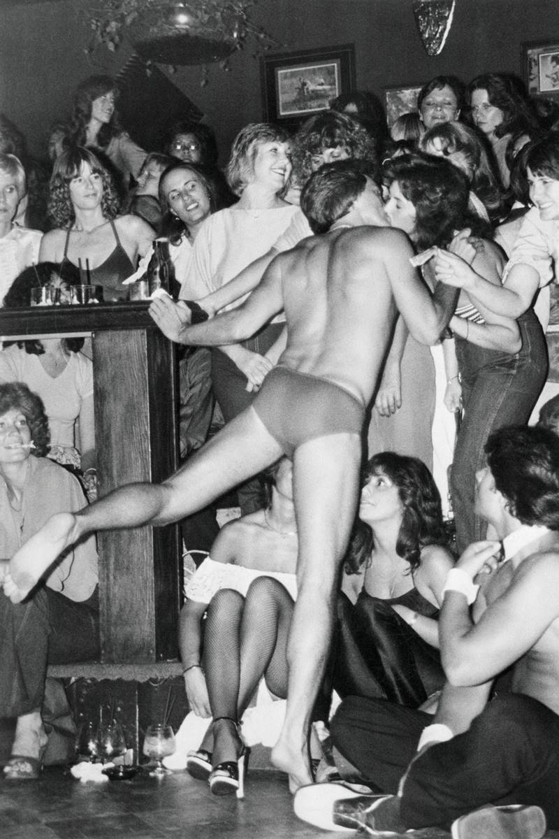 De striptease a crimes: conheça a história do clube Chippendales |  Metrópoles