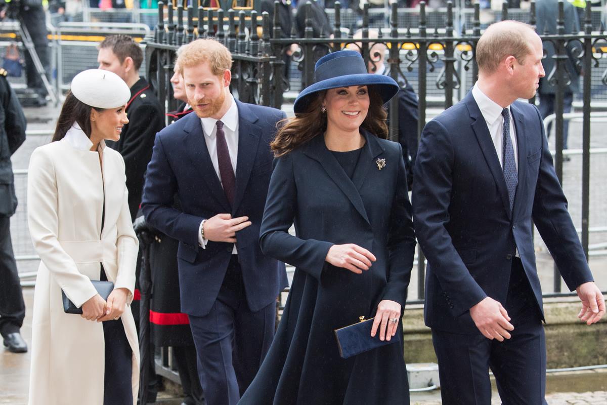Meghan Markle, príncipe Harry, Kate Middleton e príncipe William