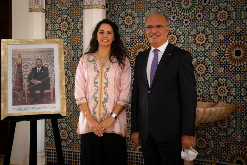 Embaixador Nabil Adghoghi e a embaixatriz Siham Belamine