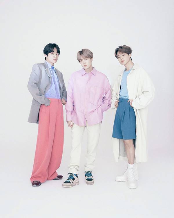 V, Suga e Jimin, do BTS, vestindo Louis Vuitton