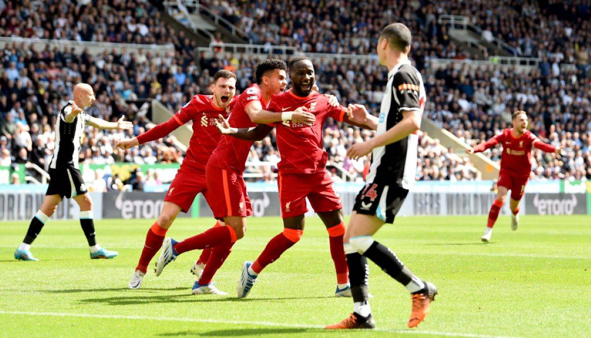 Liverpool Bate O Newcastle E Coloca Pressão No City Pela Liderança