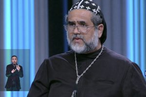 Padre Kelmon Souza (PTB) durante debate presidenciaveis eleicoes 2022 TV globo candidatos