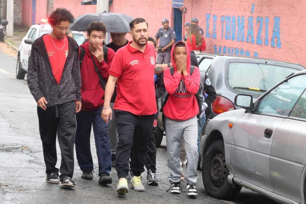 Ataque em escola: alunos e pais relatam clima de violência e bullying ...