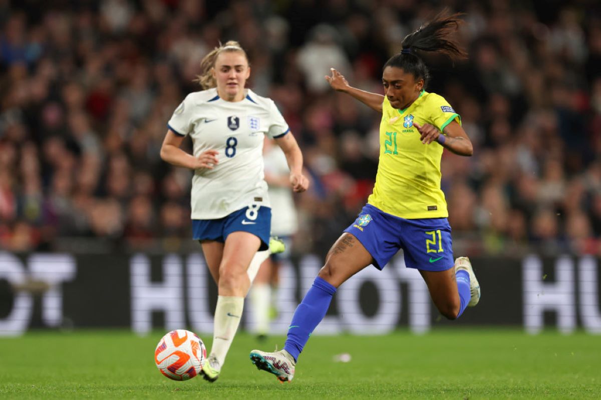 Inglaterra Bate O Brasil E Conquista A Final Ssima Feminina Metr Poles