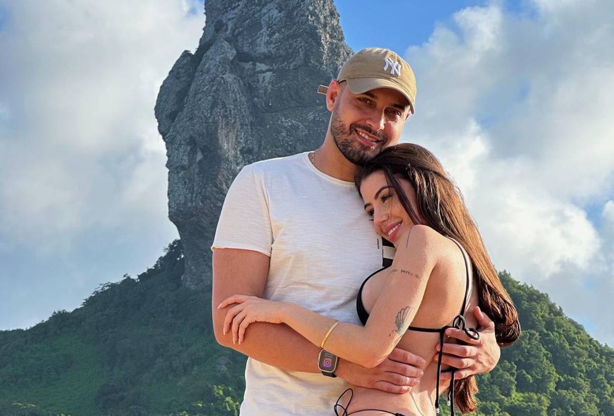 Maria Lina anuncia fim do namoro: “Me reerguer das cinzas” | Metrópoles