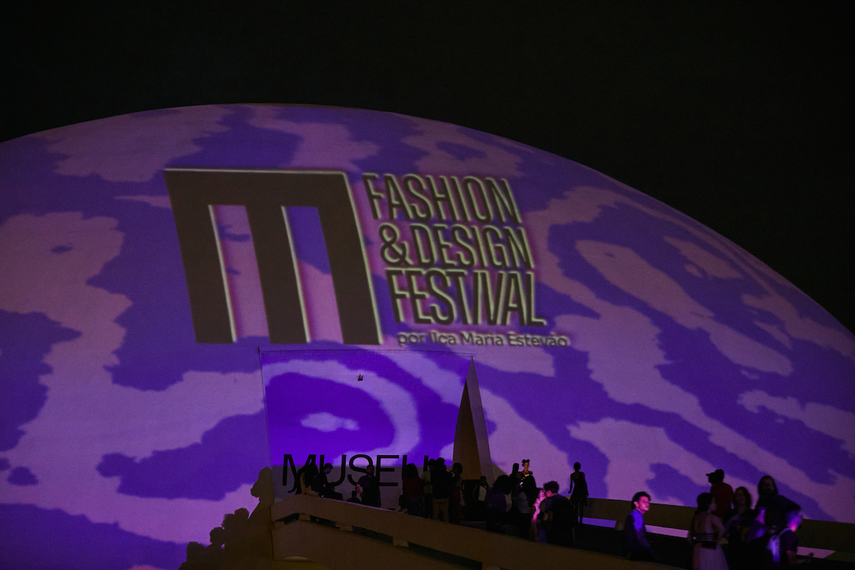 Metrópoles Fashion & Design Festival projetado na cúpula do Museu Nacional - Metrópoles