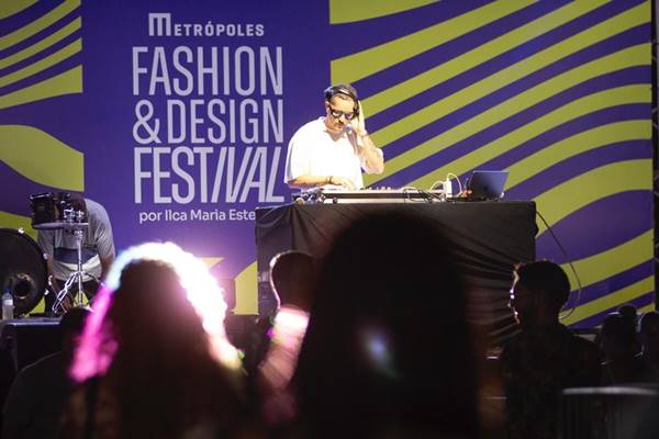 Na imagem com cor, musicos e djs brasilienses movimentam a segunda edição do Metrópoles Fashion & Design Festival - Metrópoles