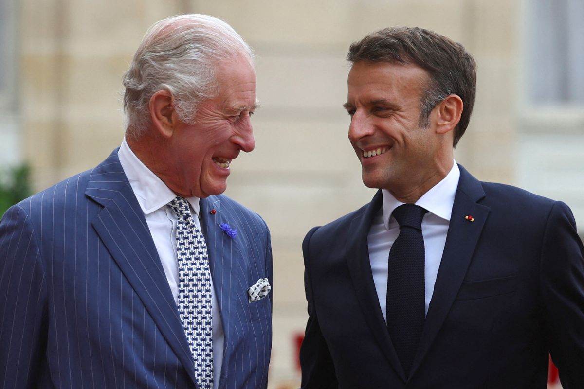 Rei Charles III e Emmanuel Macron