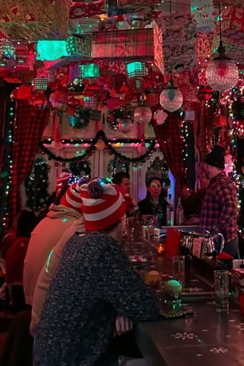 Miracle Bar de Natal - Bar com luzes e decoração de natal