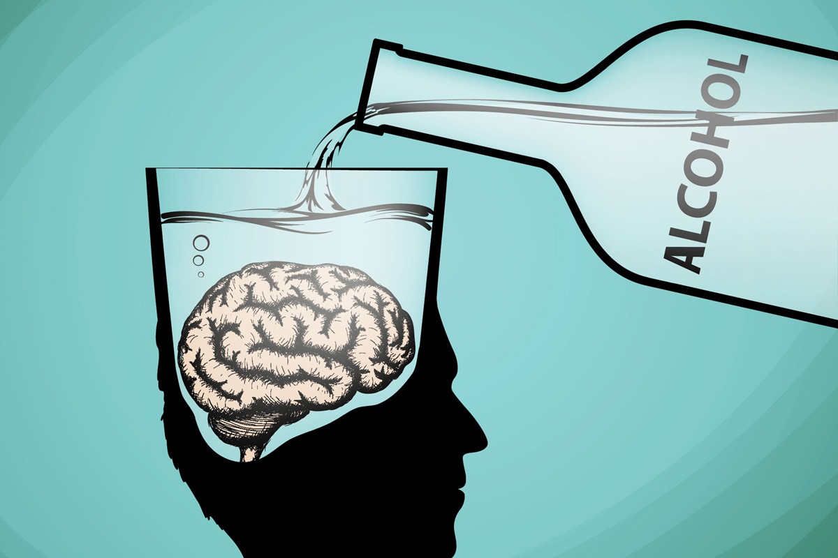Ilustração colorida de tigela transparente na região da cabeça e com um cérebro dentro. O líquido de uma garrafa de álcool está sendo derramado dentro da bacia - Metrópoles