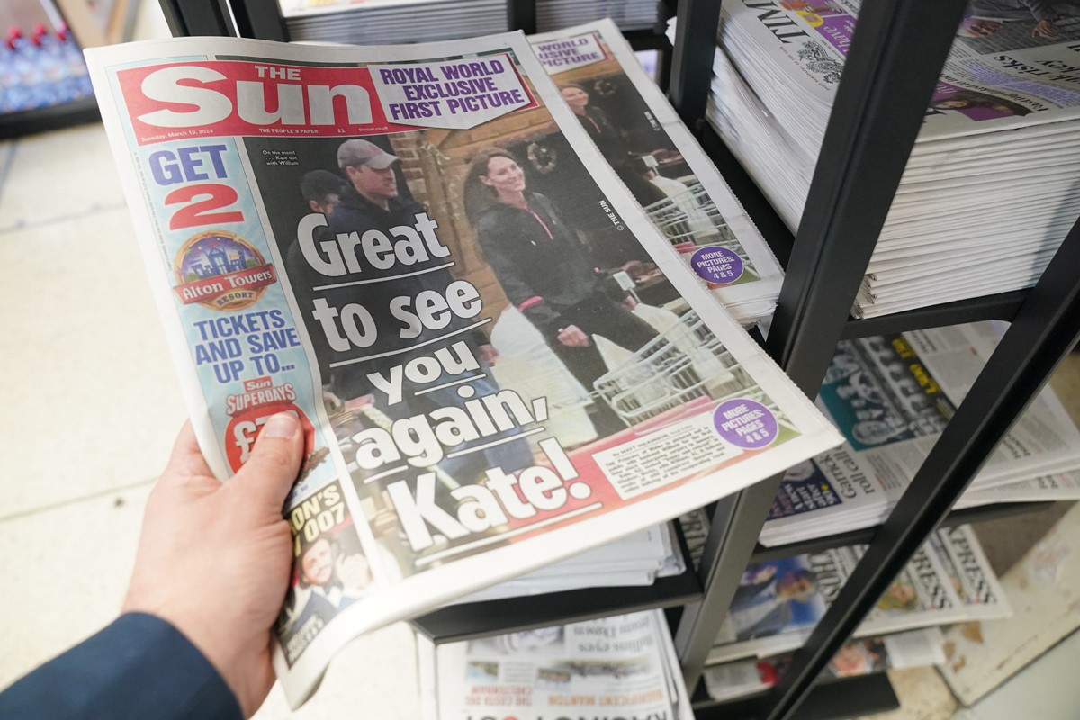 Jornal estampa flagra de Kate Middleton no Windsor Farm Shop