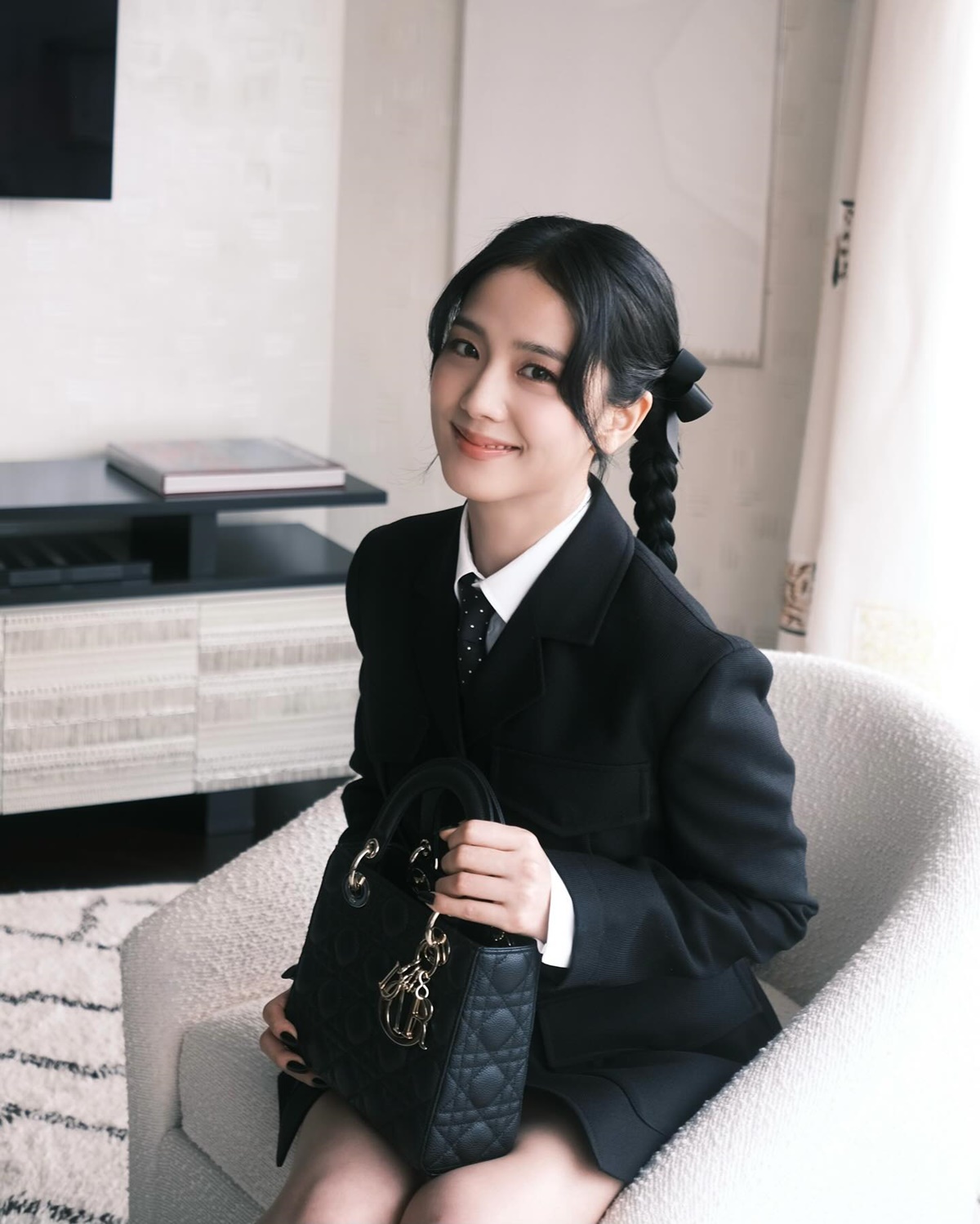 k-pop semanas de moda Jisoo, de Dior - metrópoles