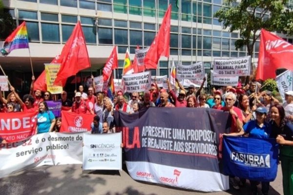 imagem colorida entidades servidores publicos federais