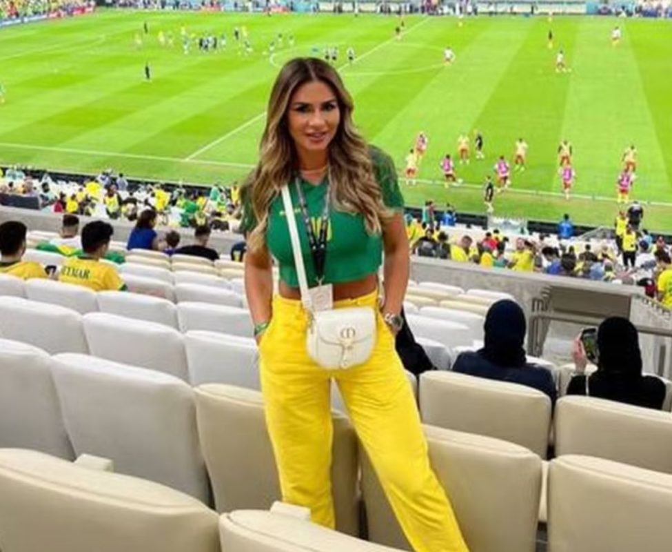 Mariane Bernardi, namorada do Neymar Pai