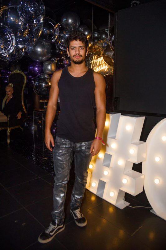 Gabriel Santana, no aniversário de Gui Taschetti