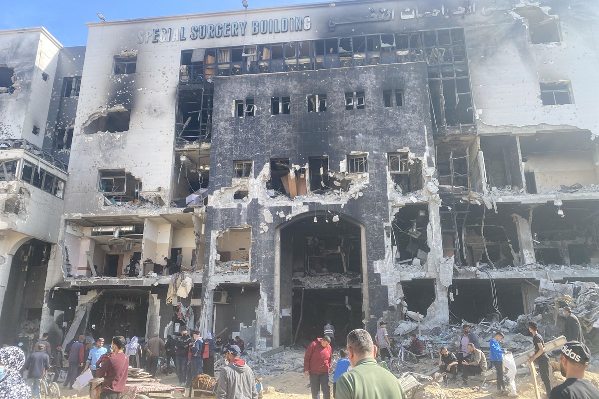 Visão dos danos no hospital Al-Shifa, na Cidade de Gaza, após fim das operações de Israel no local