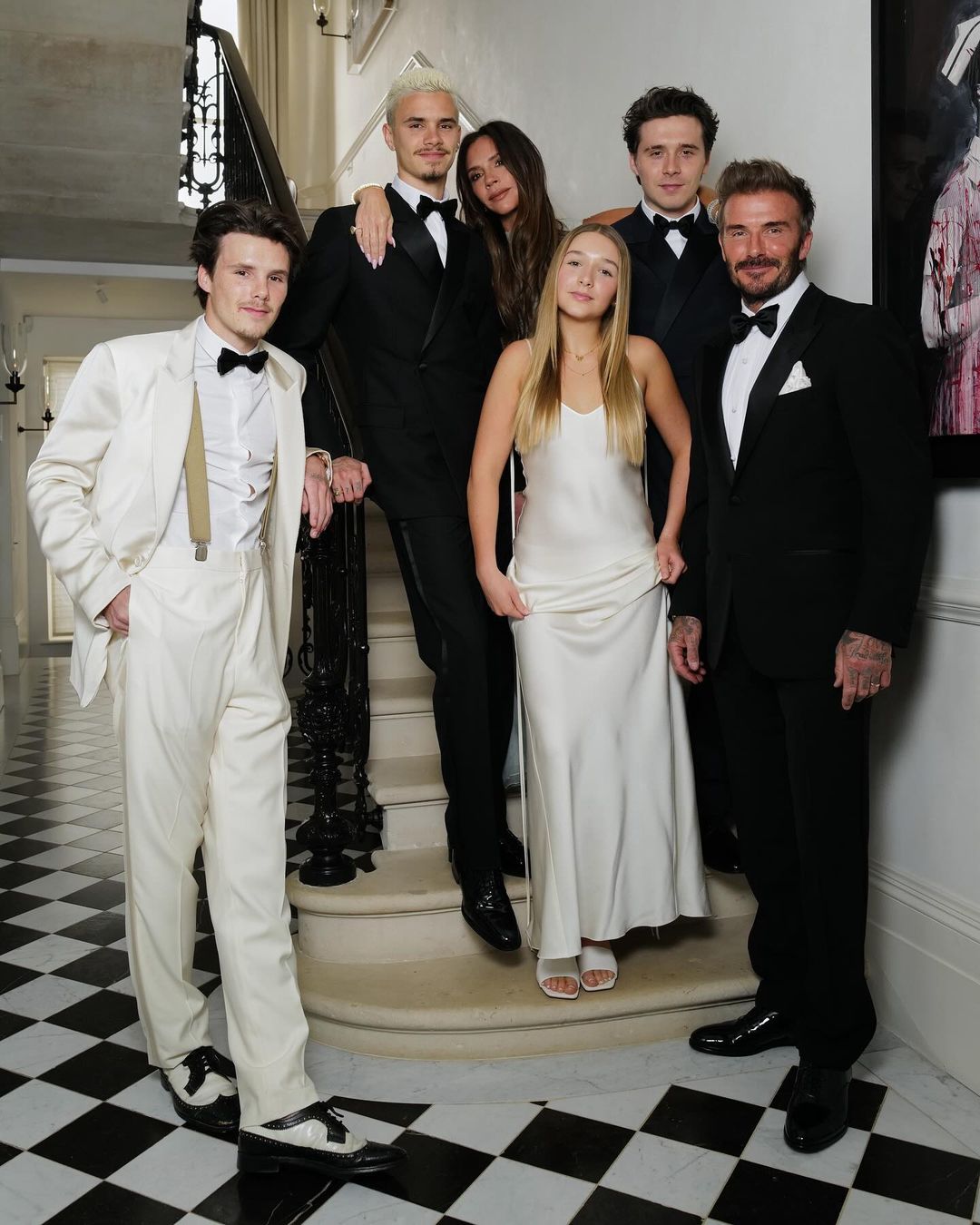 David Beckham e Victoria Beckham com os filhos