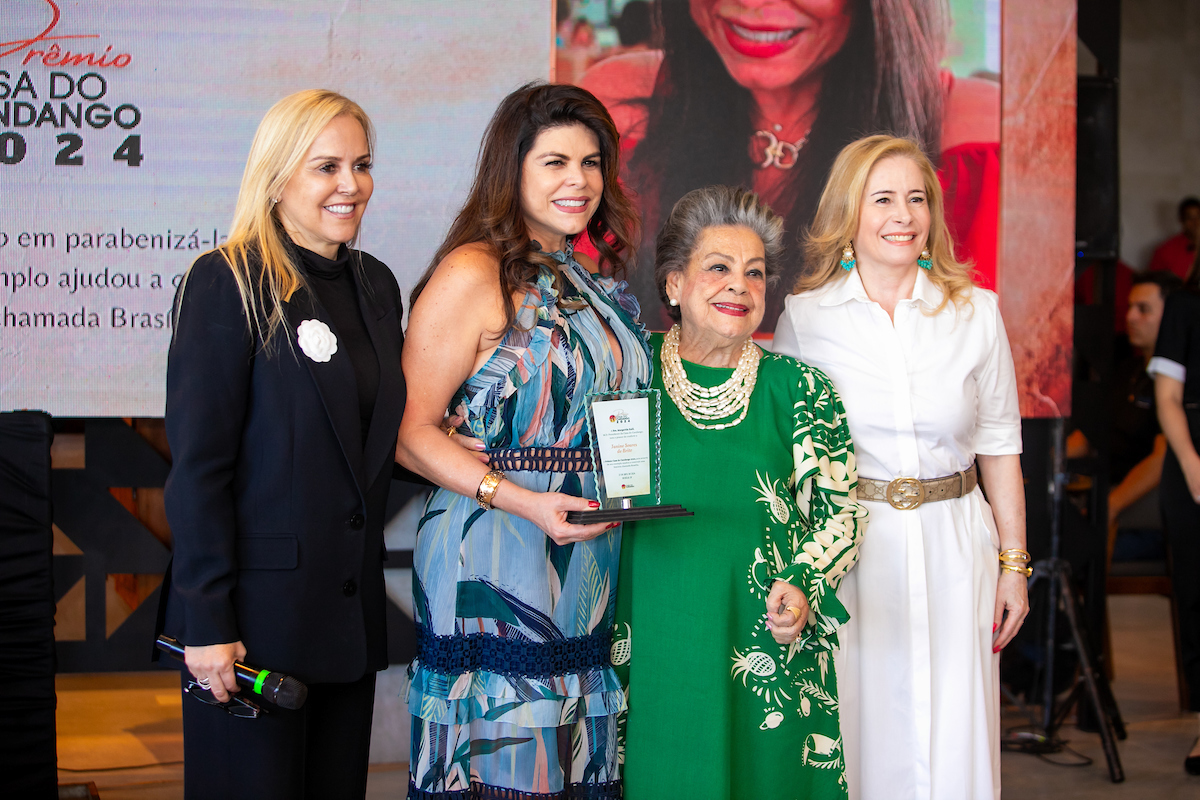 Roseana Jordão, Janine Brito, Letinha Brito e Margarida Kalil