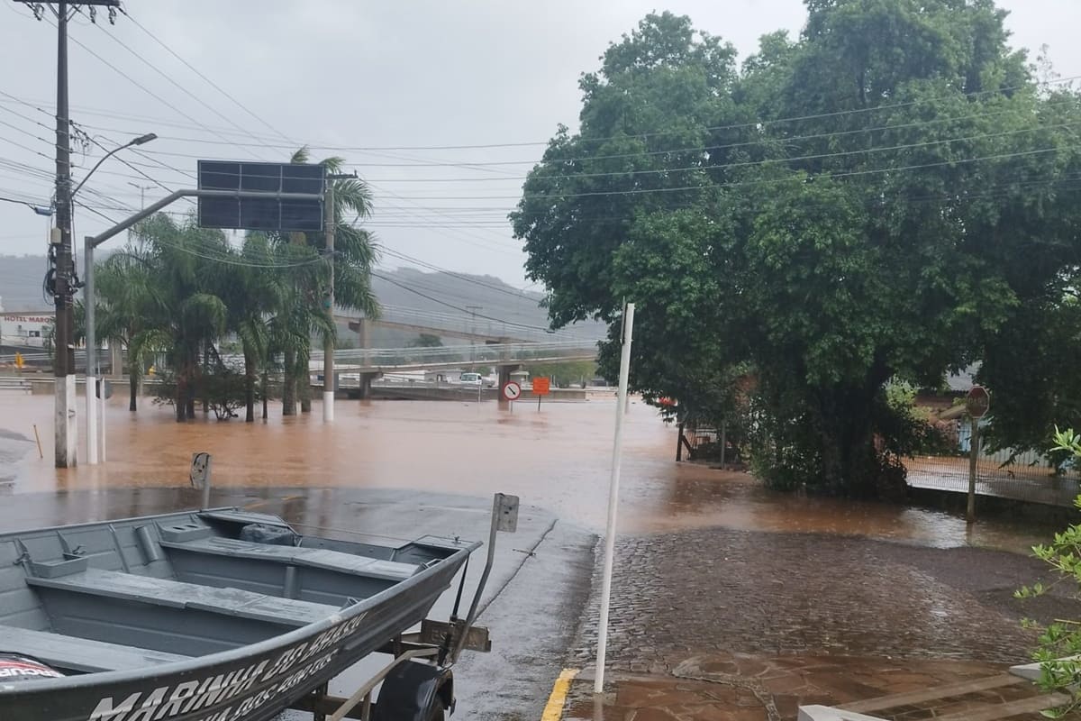 Fundo de R$ 1,7 bilhão poderá ajudar a reconstruir comunicações no RS