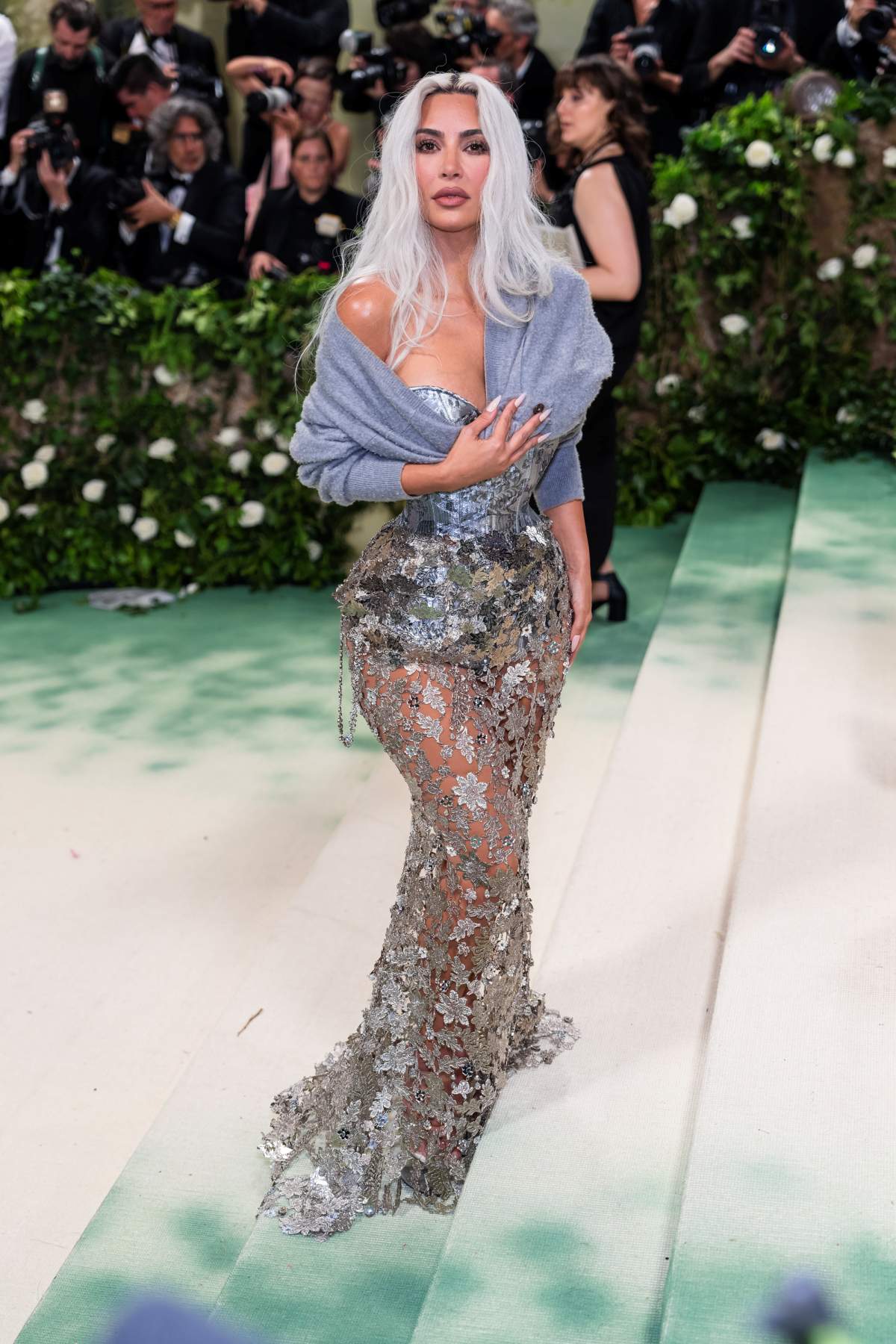 Kim Kardashian no Met Gala 2024 - Metrópoles