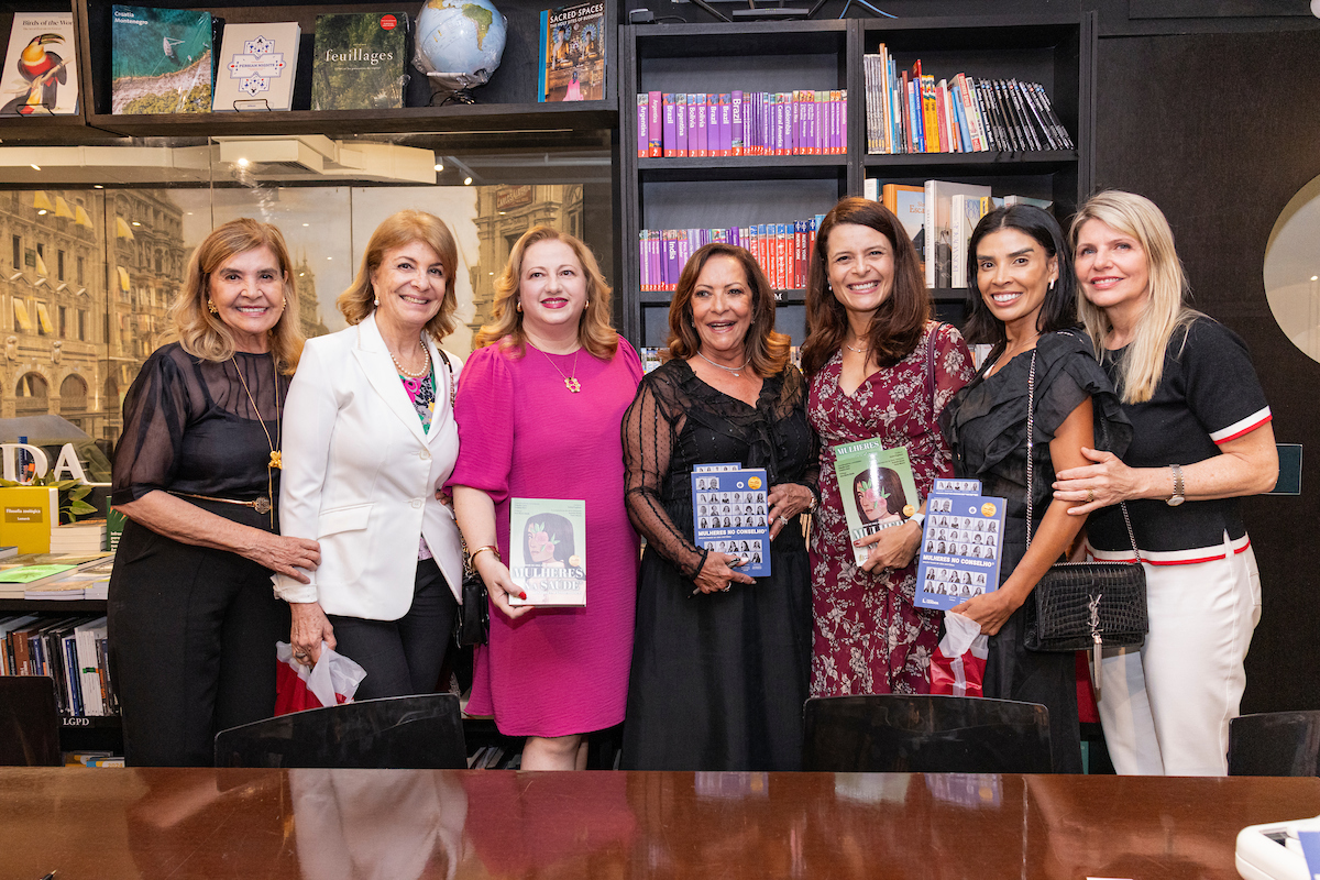 Irene Borges, Eloisa Azevedo, Lídia Abdalla, Sandra Costa, Elena Prendergast, Lucília dos Anjos e Márcia Hoffmann