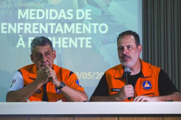 O prefeito de Porto Alegre, Sebastião Melo, anunciou nessa quinta-feira (9/2) a criação de um abrigo exclusivo para mulheres e crianças/Metrópoles