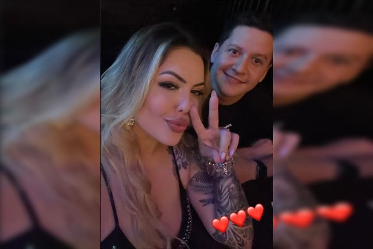 Imagem colorida de Ana Paula Vieira, 27 anos, e o namorado dela, o vereador Marcelo Stocco - Metrópoles